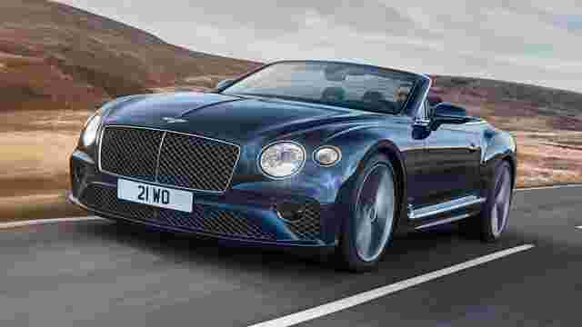 Bentley Continental GT速度可转换击中208Mph